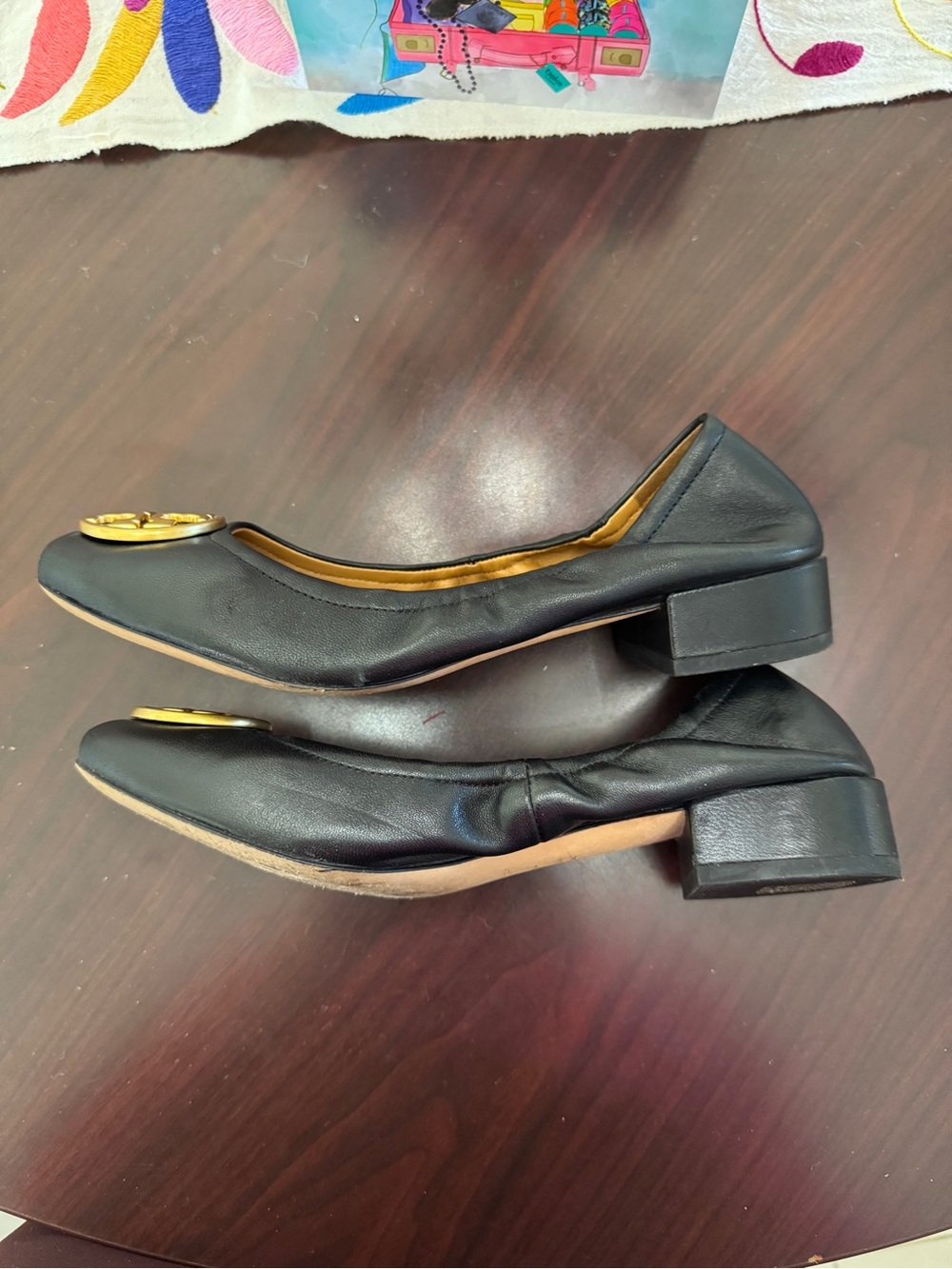 Tory Burch Black Leather Ballet Flats with Gold Logo Emblem - Picture 7 of 8
